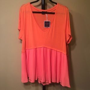 NWT Kaari Blue coral blouse